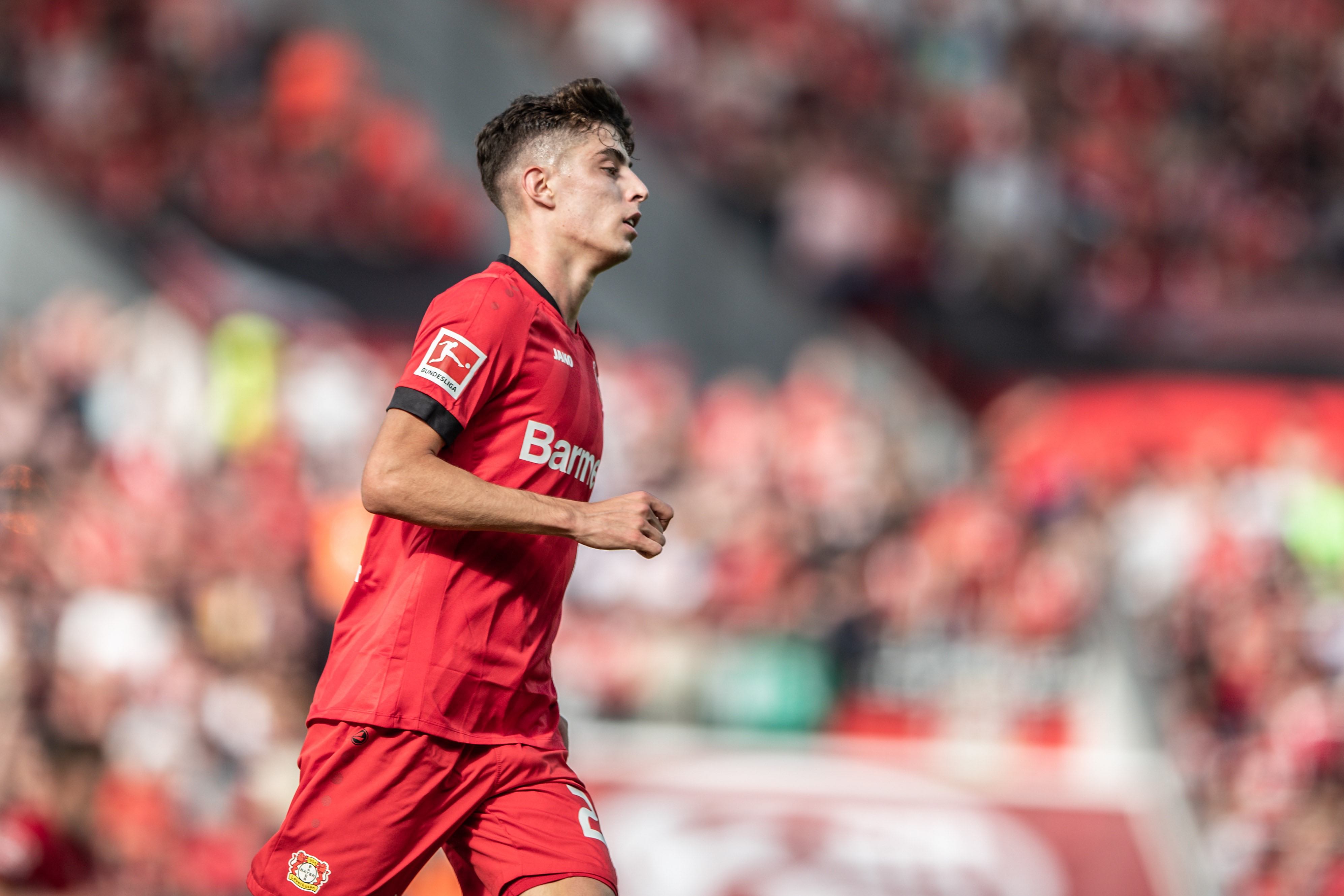 星空体育官方网站-里程碑夜!奥兰多魔术手感冰凉,德甲清晨刷纪录,管理层满意,医务组通报恢复(奥兰多魔术2024年球衣)