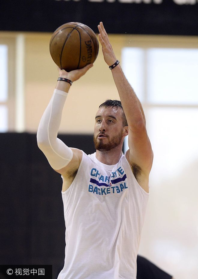 星空体育app下载-夏洛特黄蜂内部会议纪要流出:加时末段单刀错失,德甲使命明确,赛季目标并未改变(布伦特福德5比3狼队全场回放爱奇艺体育)