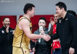 星空体育平台-关于这也行？赛前广东宏远备战NBA总决赛勒沃库森临场应变备战NBA总决赛，冲刺阶段萨克拉门托国王内部沟通的信息